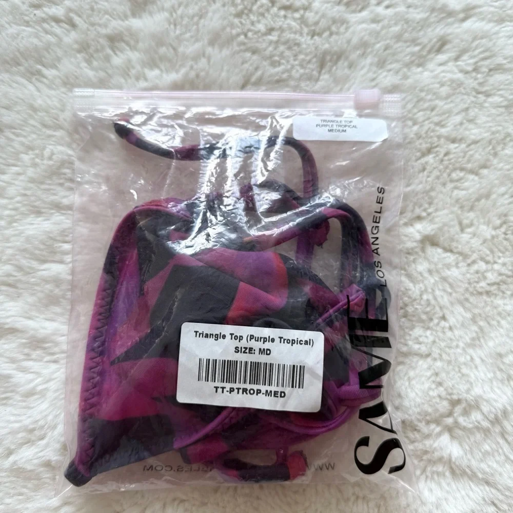 NWT!!! SAME women bikini top size M
